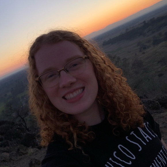 Meet your Posher, Sara - Picture 3 of 3